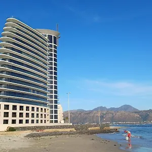 Loddey's Self Catering - By Collection Apartment Strand
