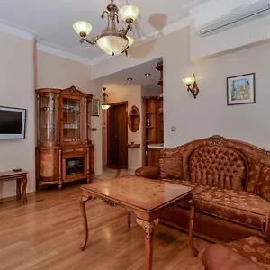 https://aristocratic-studio-apartment-next-to-cathedral.sofiahotelsbg.com